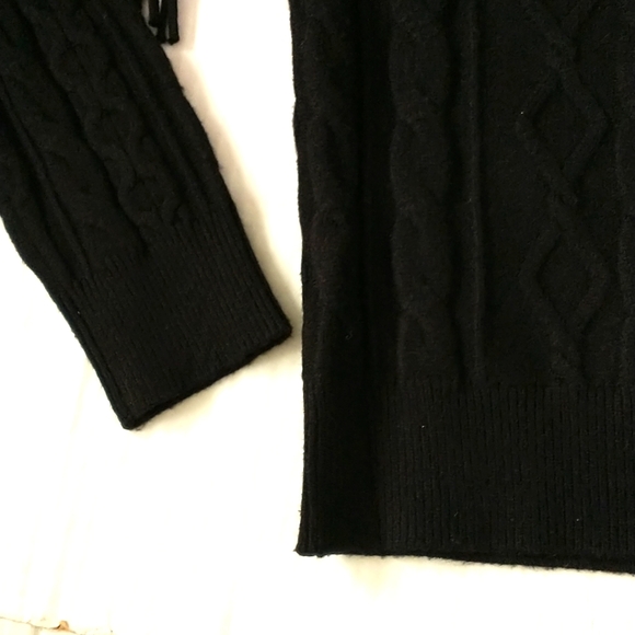 Philosophy sweater with fringe sleeve detail, soft viscose blend, NWT, black, xs - Picture 6 of 6